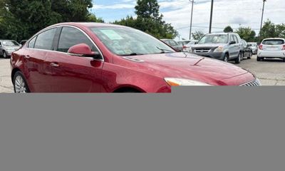 2012 Buick Regal Premium 1