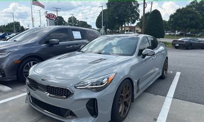 2019 Kia Stinger GT1