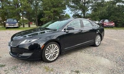 2013 Lincoln MKZ Base