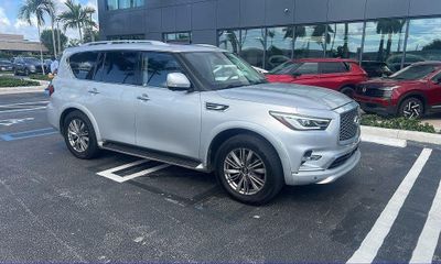 2019 Infiniti QX80 Luxe