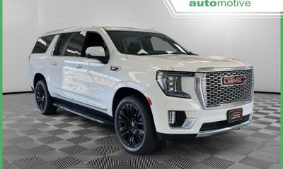 2023 GMC Yukon XL Denali