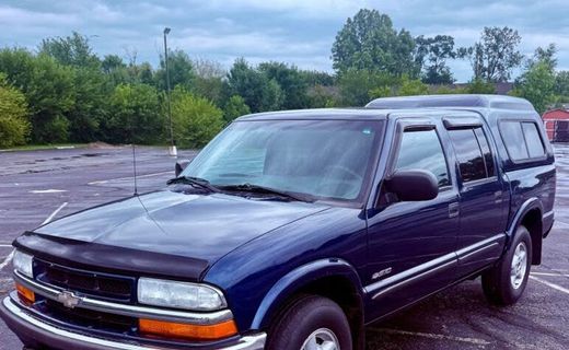 2001 Chevrolet S-10 Pickup S10
