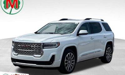 2023 GMC Acadia Denali