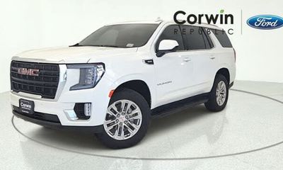 2023 GMC Yukon SLE