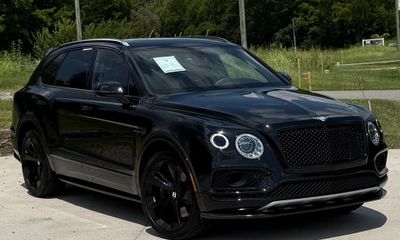 2018 Bentley Bentayga W12 Signature
