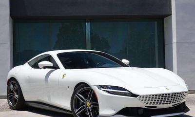2022 Ferrari Roma