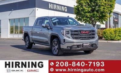 2025 GMC Sierra SLT