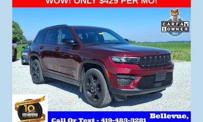 2025 Jeep Grand Cherokee Laredo Altitude