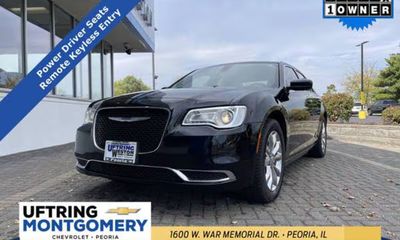 2022 Chrysler 300 Touring