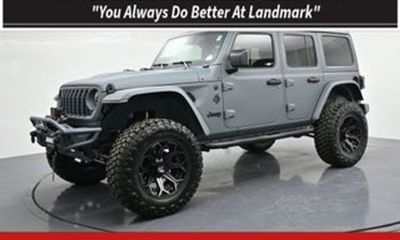 2025 Jeep Wrangler Sahara 4XE
