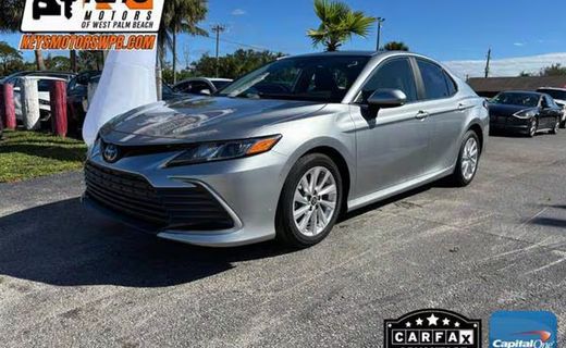 2023 Toyota Camry SE
