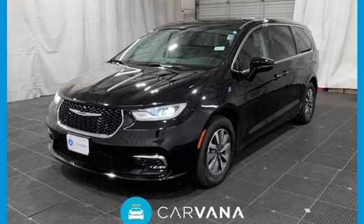 2024 Chrysler Pacifica Select