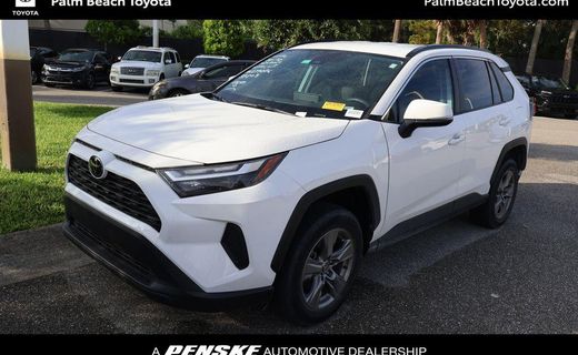 2024 Toyota RAV4 XLE