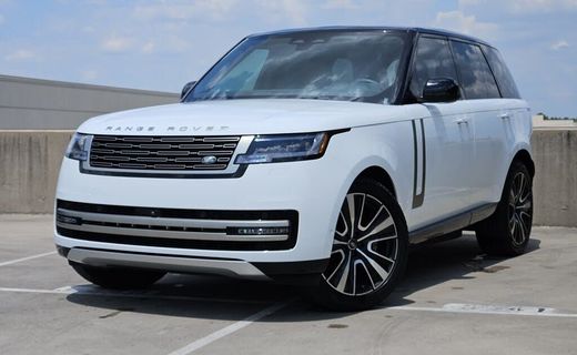 2025 Land Rover Range SE