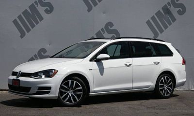 2016 Volkswagen Golf Sportwagen 1 8 TSI