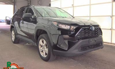 2021 Toyota RAV4 LE HV
