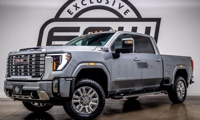 2024 GMC Sierra HD Denali