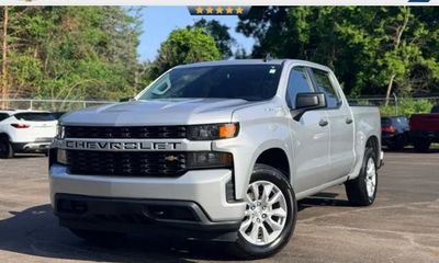 2020 Chevrolet Silverado Custom