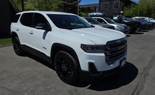 2023 GMC Acadia AT4