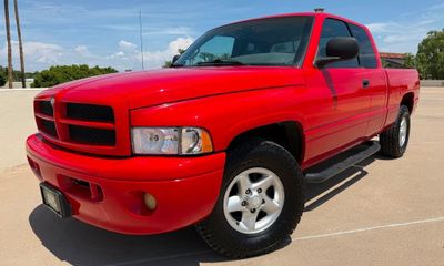 2001 Dodge Ram SLT