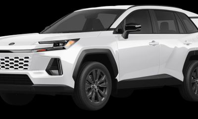 2026 Toyota RAV4 SE
