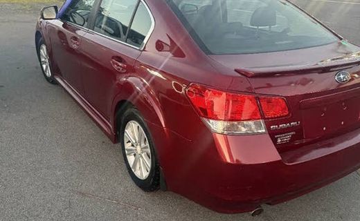 2011 Subaru Legacy Premium CWP