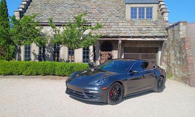 2017 Porsche Panamera Turbo