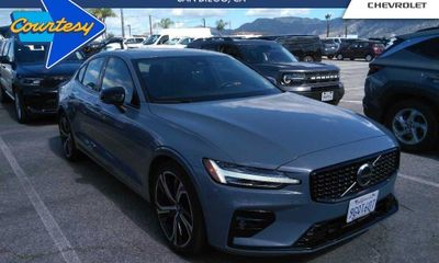 2024 Volvo S60 Plus Dark