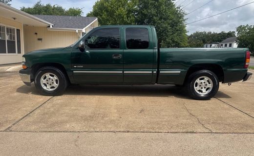 2002 Chevrolet Silverado LS