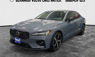 2023 Volvo S60 Plus Dark With