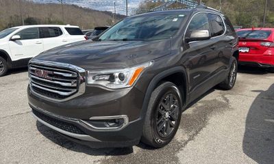 2019 GMC Acadia SLT 1