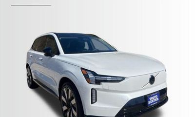 2026 Volvo EX90 Ultra