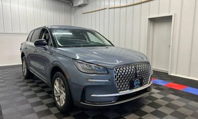 2024 Lincoln Corsair Standard