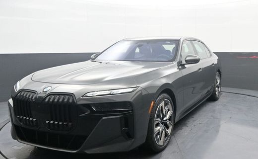 2023 BMW 760i xDrive