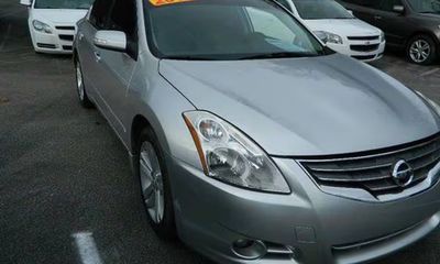 2012 Nissan Altima SR