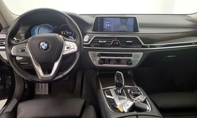 2018 BMW 740I xDrive