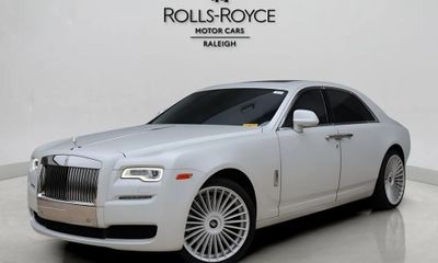 2016 Rolls-Royce Ghost Base