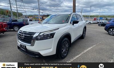 2024 Nissan Pathfinder S