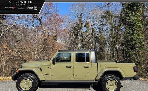 2026 Jeep Gladiator Sport