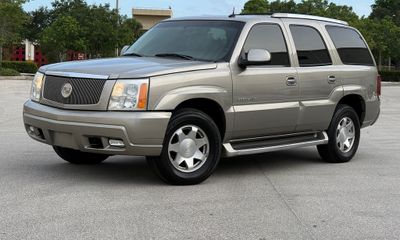 2003 Cadillac Escalade Luxury