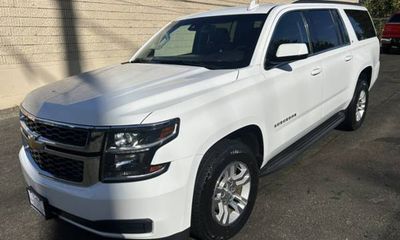 2017 Chevrolet Suburban LT