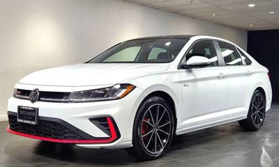 2025 Volkswagen Jetta GLI Autobahn