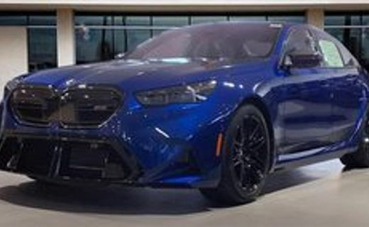 2026 BMW M5