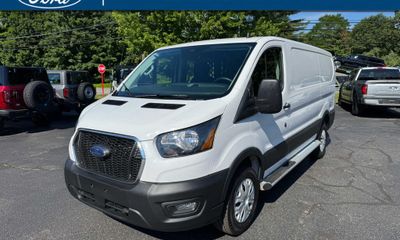 2025 Ford Transit LOW Roof