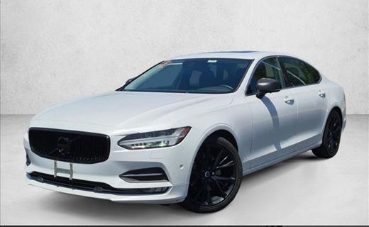 2018 Volvo S90 Momentum
