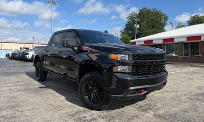 2022 Chevrolet Silverado LTD Trail Boss Custom
