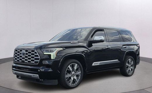 2023 Toyota Sequoia SR5