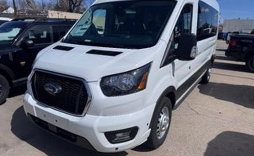 2025 Ford Transit Medium Roof