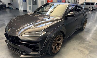 2025 Lamborghini Urus SE