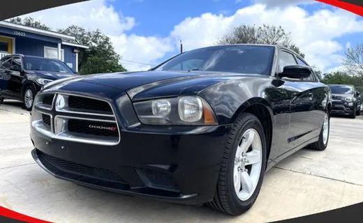 2013 Dodge Charger SE